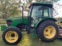 2010 John Deere 5083E Image