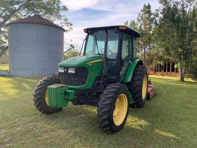 Image of John Deere 5083E equipment image 1