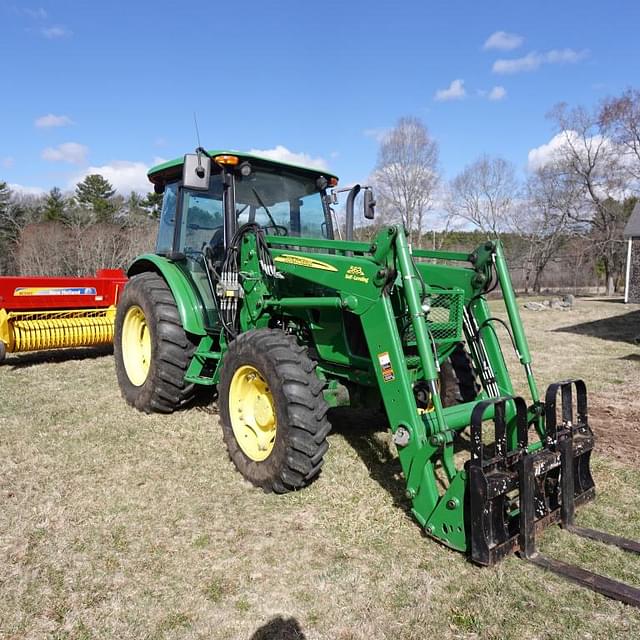 Image of John Deere 5085M equipment image 3