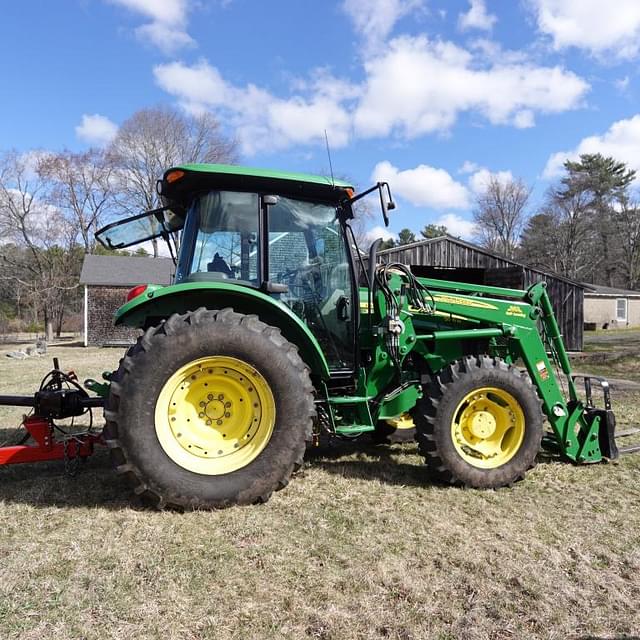 Image of John Deere 5085M equipment image 4