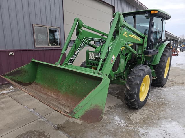 Image of John Deere 5085M equipment image 4