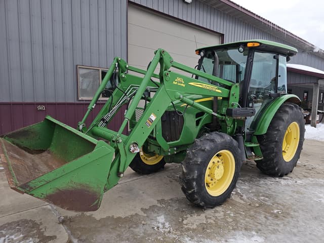 Image of John Deere 5085M equipment image 3