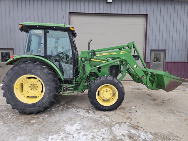 Image of John Deere 5085M equipment image 1