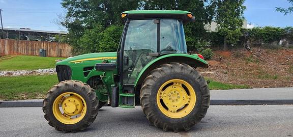 Image of John Deere 5085M equipment image 4