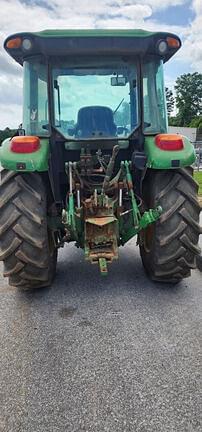 Image of John Deere 5085M equipment image 2