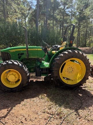 Main image John Deere 5085M