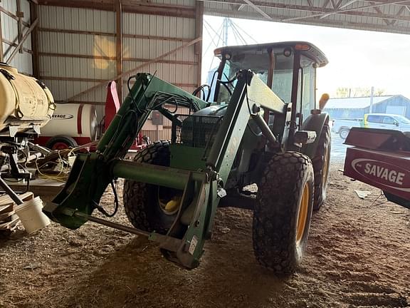 Image of John Deere 5093E equipment image 3