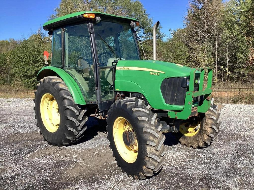 Image of John Deere 5093E Primary image