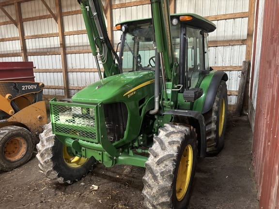 2010 John Deere 5095M Equipment Image0
