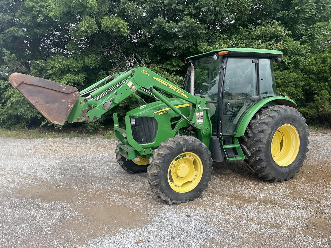 Image of John Deere 5095M Primary image