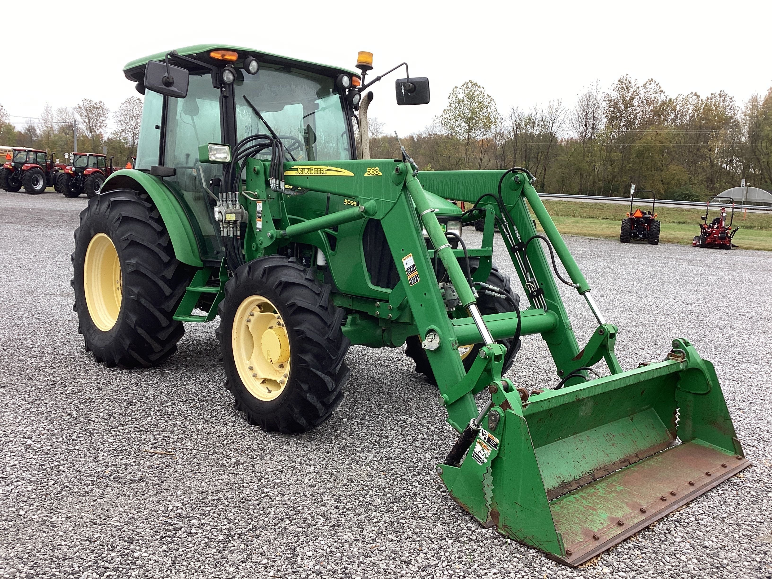 Main image John Deere 5095M
