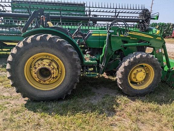 Image of John Deere 5095M equipment image 1