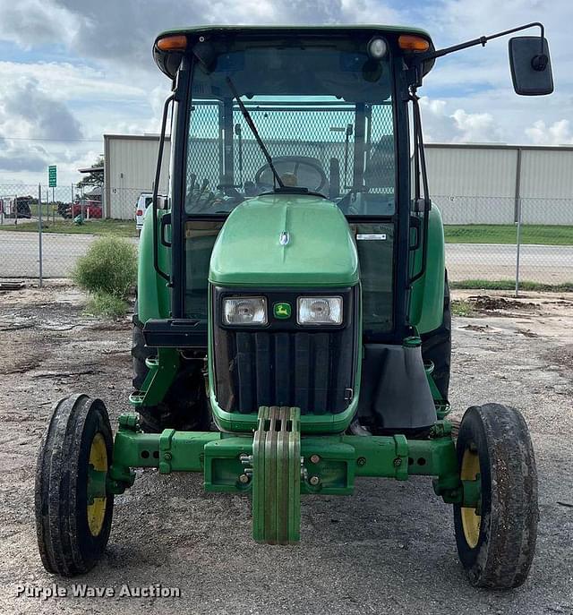 Image of John Deere 5095M equipment image 1