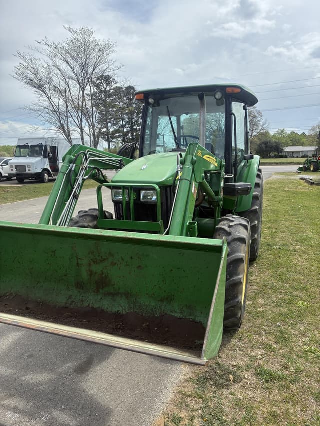 Image of John Deere 5101E equipment image 1