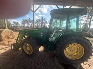 2010 John Deere 5105M Image