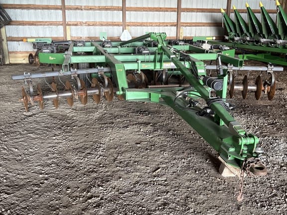 2010 John Deere 512 Equipment Image0