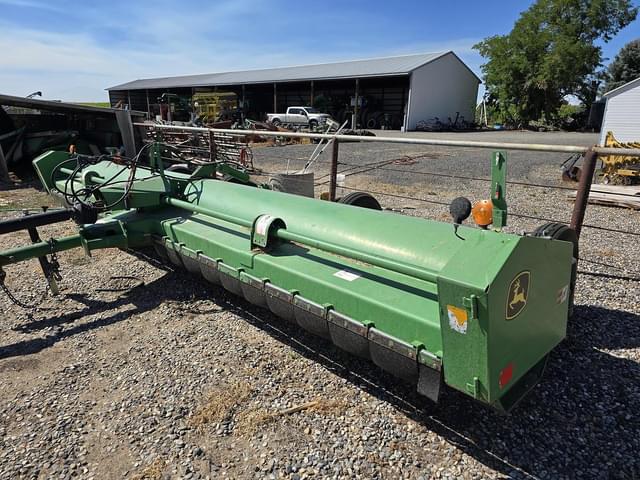 Image of John Deere 520 equipment image 2