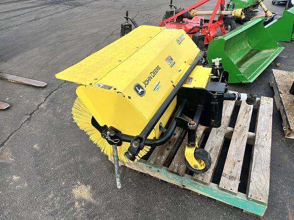 Image of John Deere 52" Broom Image 1