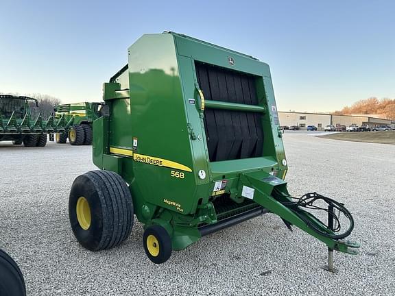 Image of John Deere 568 Mega Wide Plus equipment image 4