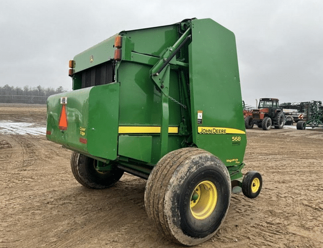 Image of John Deere 568 Mega Wide Plus equipment image 2