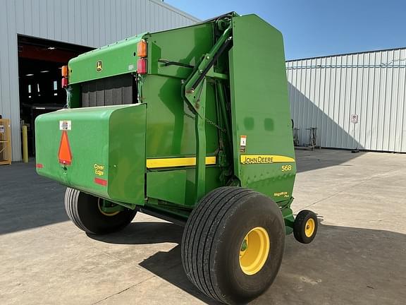 Image of John Deere 568 equipment image 1