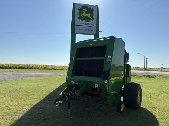 Image of John Deere 568 equipment image 1
