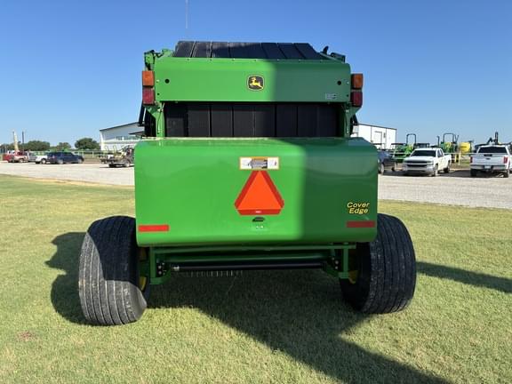 Image of John Deere 568 equipment image 3