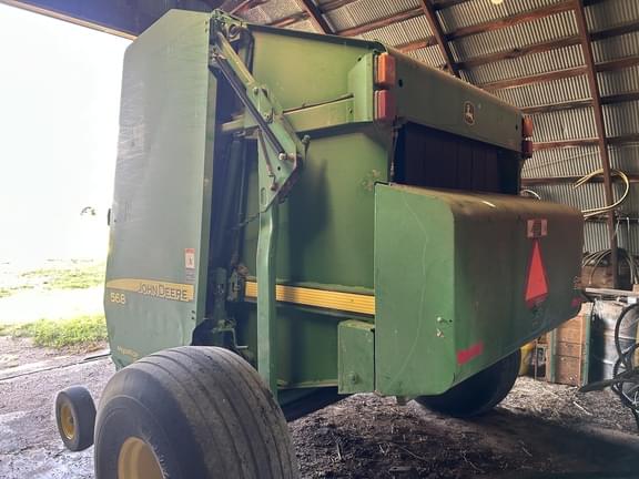 Image of John Deere 568 equipment image 3