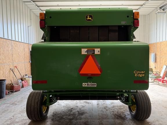 Image of John Deere 568 equipment image 4