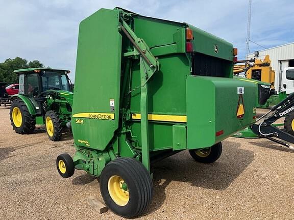 Image of John Deere 568 equipment image 2