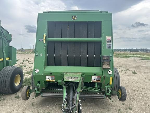 Image of John Deere 568 equipment image 3