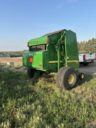 Image of John Deere 568 equipment image 2