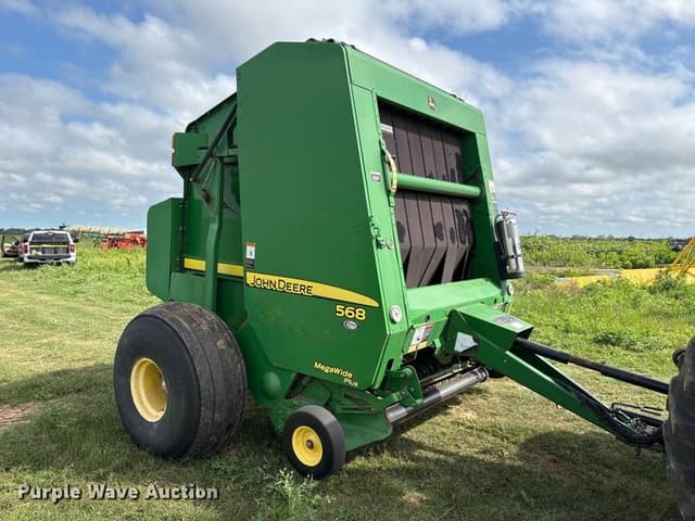 Image of John Deere 568 Mega Wide Plus equipment image 2