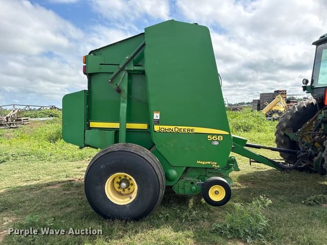 Image of John Deere 568 Mega Wide Plus equipment image 3