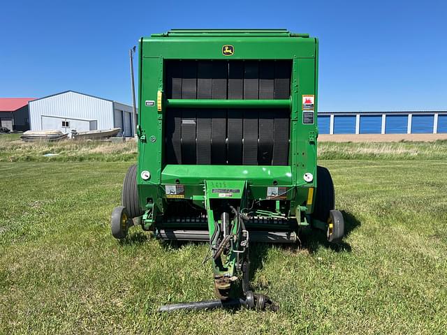 Image of John Deere 568 equipment image 1
