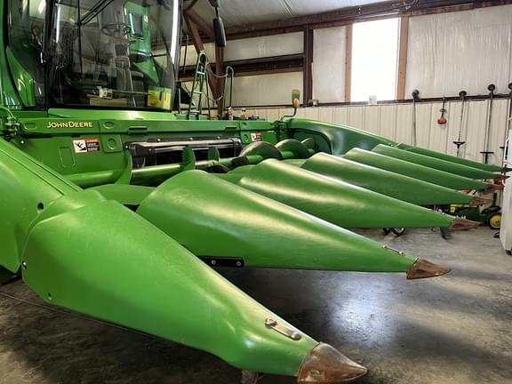 Image of John Deere 606C Primary image