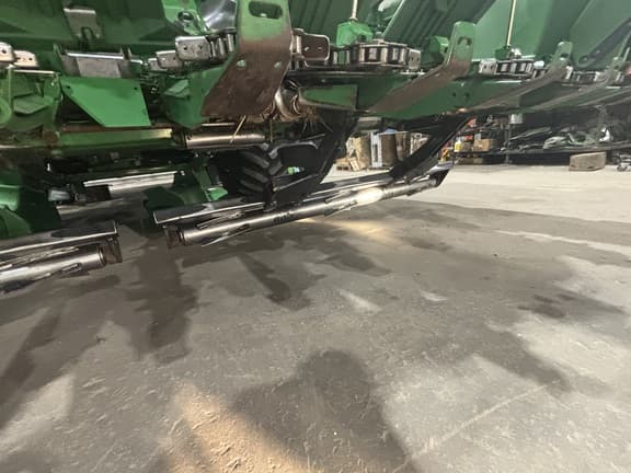 Image of John Deere 606C equipment image 4