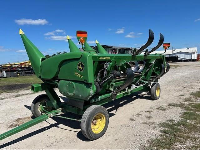 Image of John Deere 606C equipment image 1