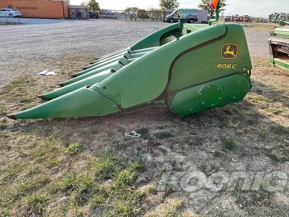 Image of John Deere 606C equipment image 4