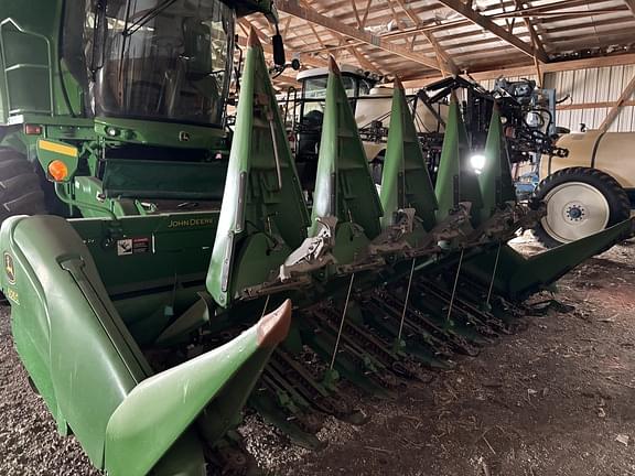 Image of John Deere 606C equipment image 1