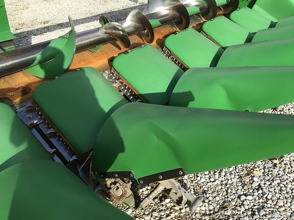 Image of John Deere 608C equipment image 4