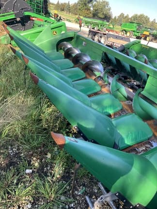 Image of John Deere 608C equipment image 3