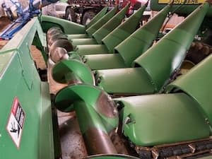 2010 John Deere 608C Image