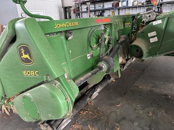 Image of John Deere 608C equipment image 2