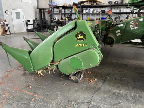 Image of John Deere 608C equipment image 3