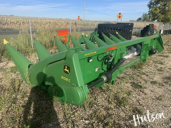 Image of John Deere 608C equipment image 2