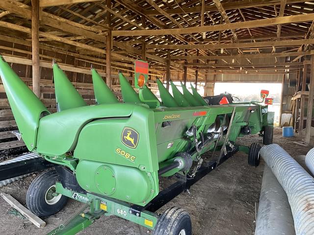 Image of John Deere 608C equipment image 1