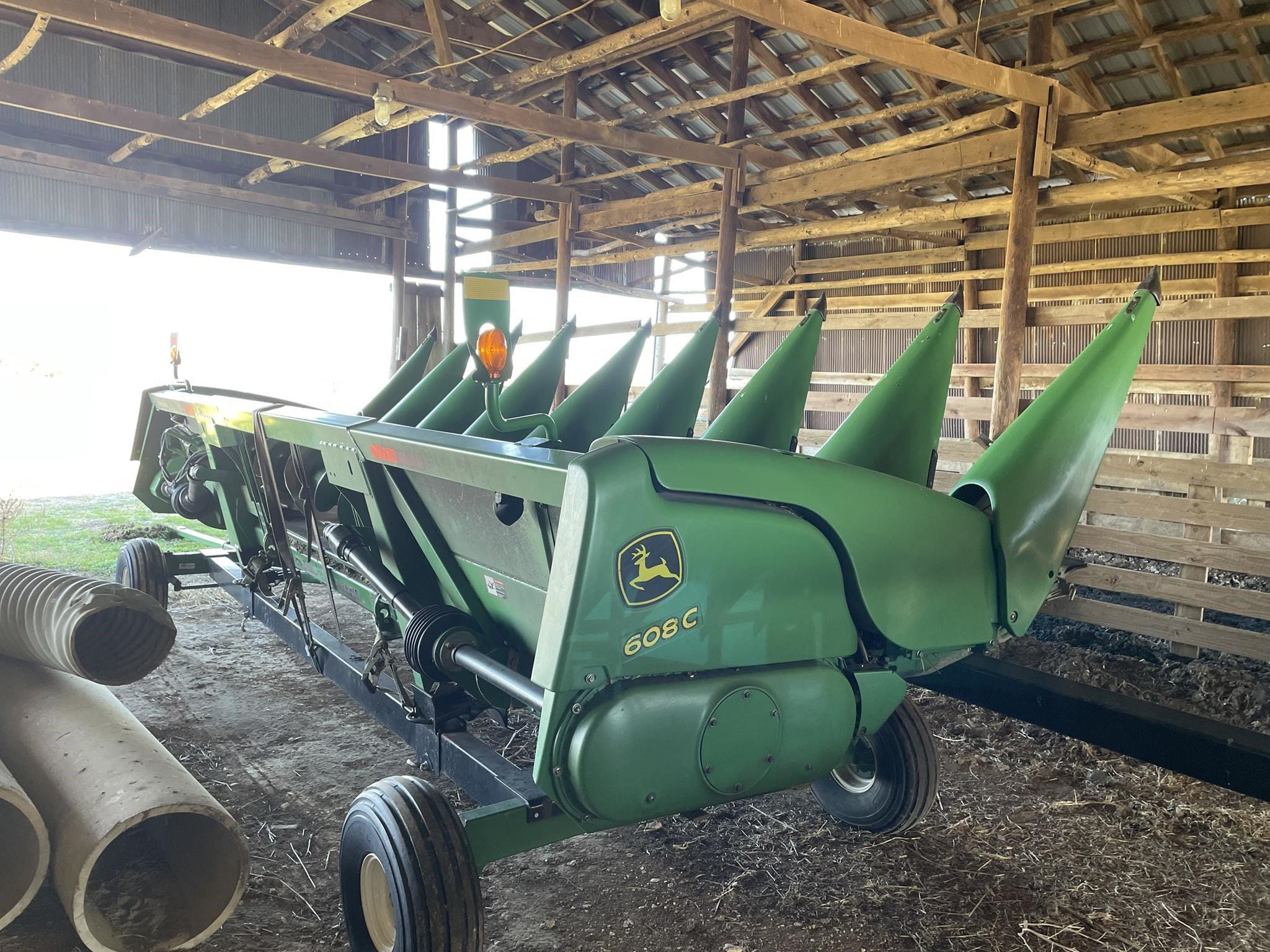 Main image John Deere 608C