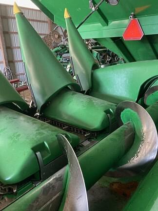 Image of John Deere 608C equipment image 2