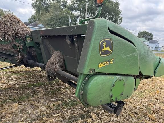 Image of John Deere 608C equipment image 4